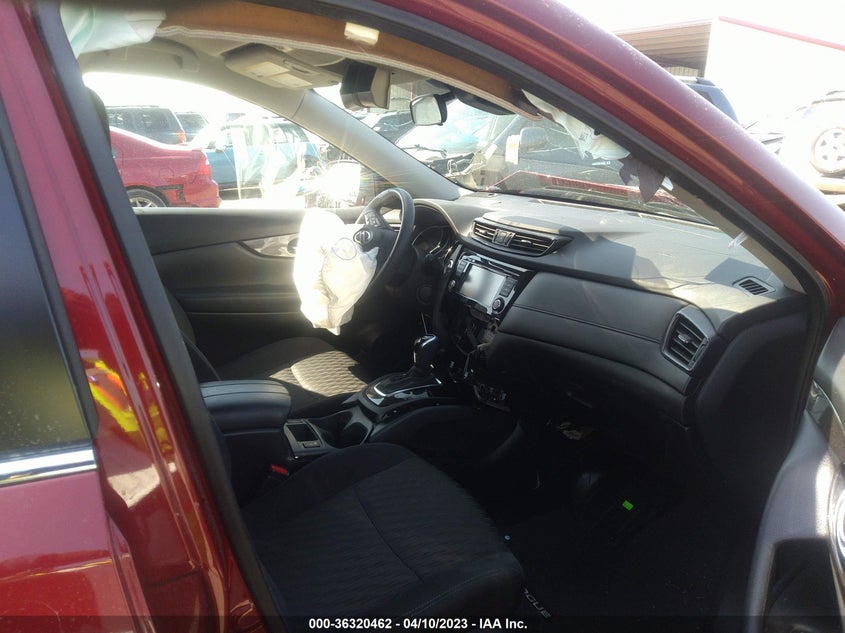 VIN 5N1AT2MVXKC748135 2019 NISSAN ROGUE SV