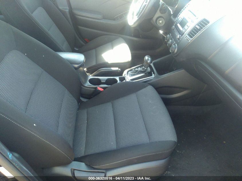 2017 KIA FORTE LX - 3KPFK4A76HE059421
