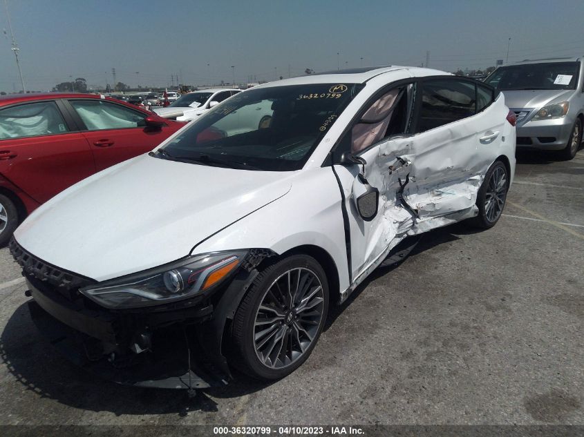 2018 HYUNDAI ELANTRA SPORT - KMHD04LB2JU520857