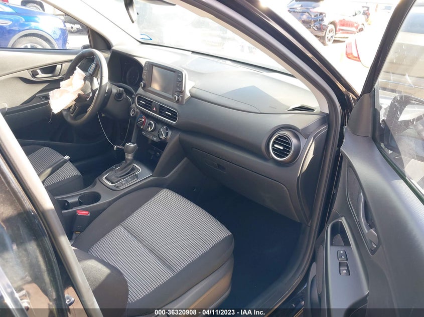 VIN KM8K22AA3MU613049 2021 HYUNDAI KONA SEL