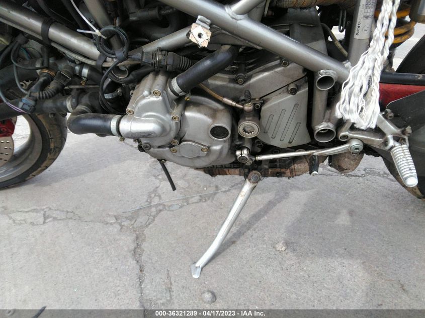 2001 DUCATI 748 - ZDM1SB3R61B006898