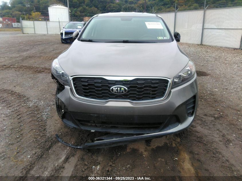 2019 KIA SORENTO LX - 5XYPG4A39KG464024