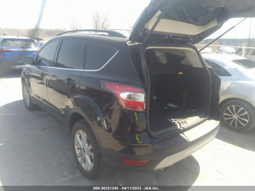 VIN 1FMCU9GD7HUB06623 2017 FORD ESCAPE SE