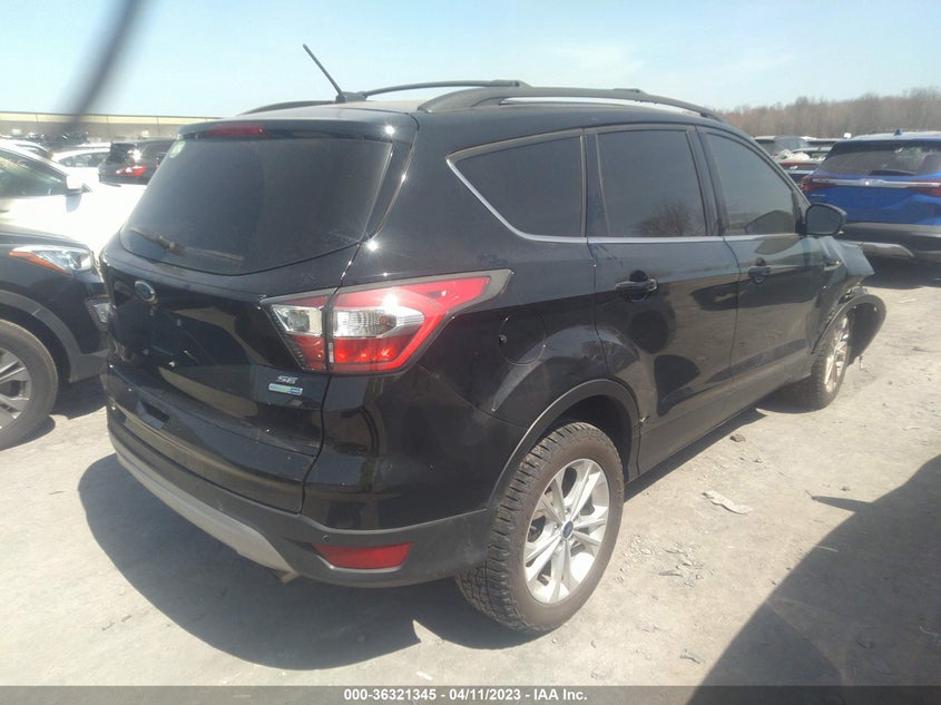 VIN 1FMCU9GD7HUB06623 2017 FORD ESCAPE SE