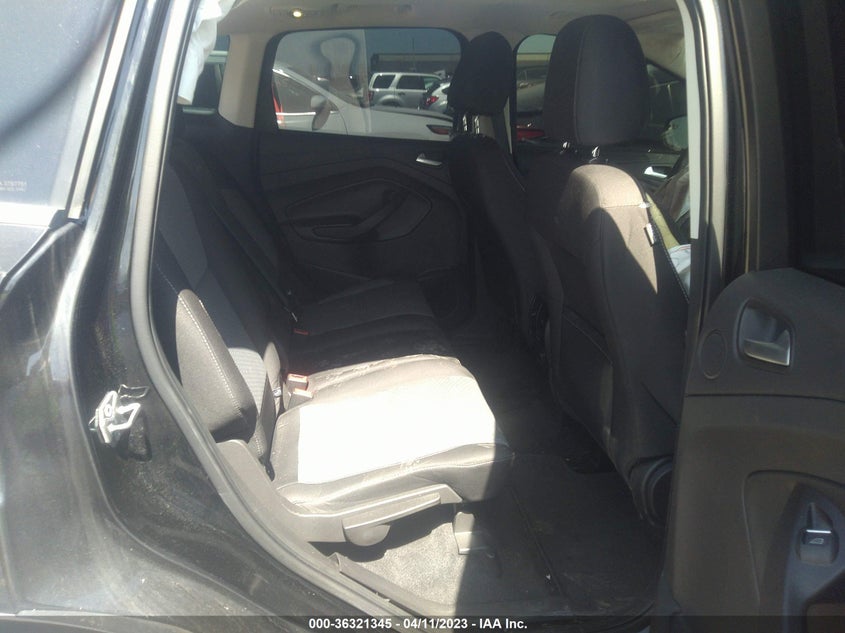 VIN 1FMCU9GD7HUB06623 2017 FORD ESCAPE SE