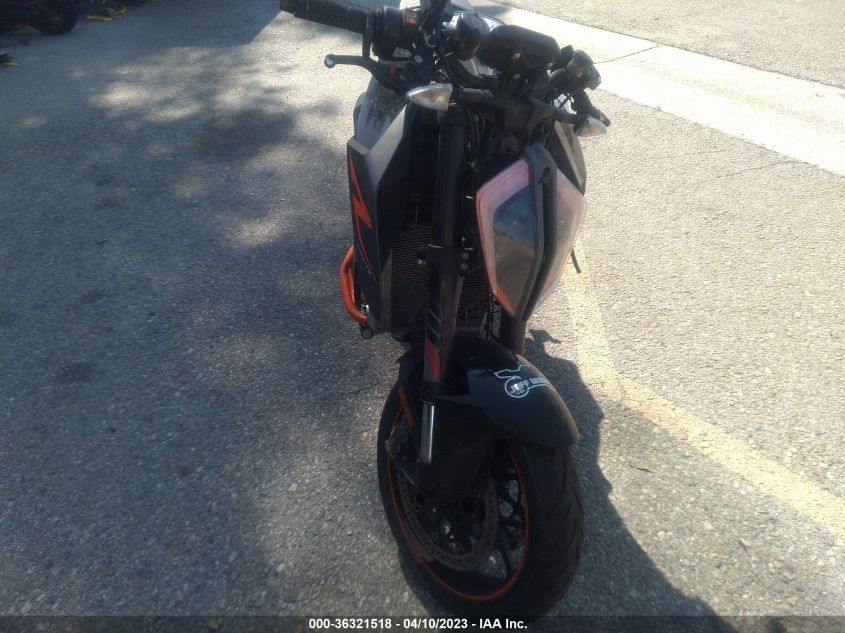 2018 KTM 1290 SUPER DUKE R VBKV39408JM986303