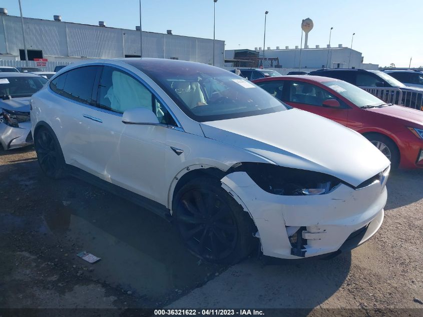 2018 TESLA MODEL X 75D/100D/P100D - 5YJXCDE27JF133803