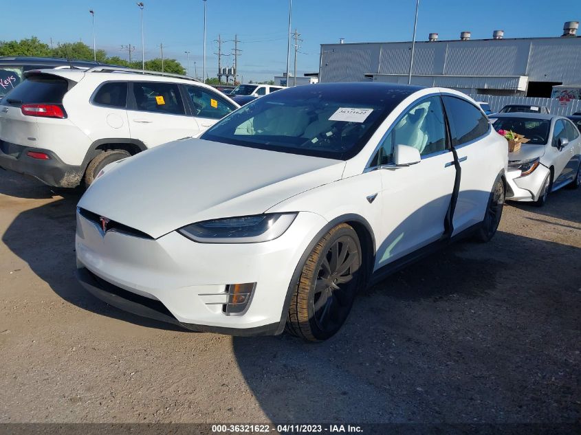 2018 TESLA MODEL X 75D/100D/P100D - 5YJXCDE27JF133803