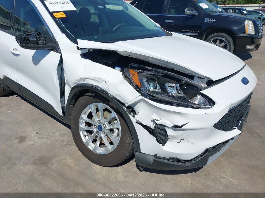 2021 FORD ESCAPE SE - 1FMCU0G62MUB00381