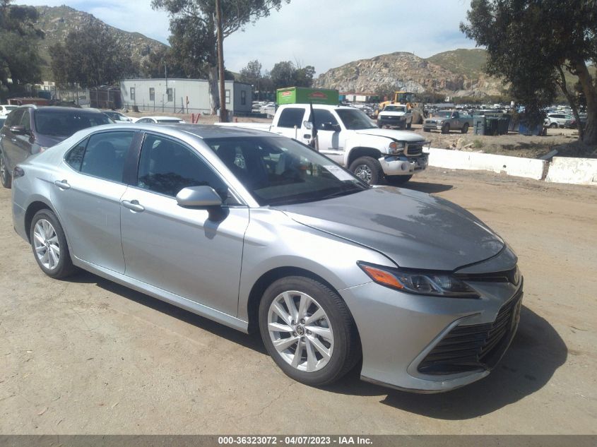 2022 TOYOTA CAMRY LE - 4T1C11AK2NU011917