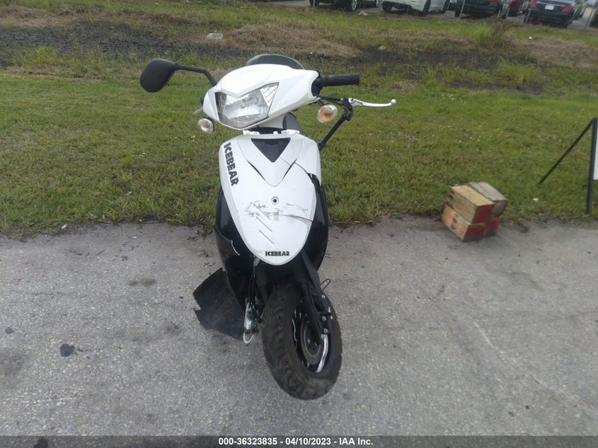 VIN LL0TCAPHXMG010477 2021 YNGF 49CC SCOOTER