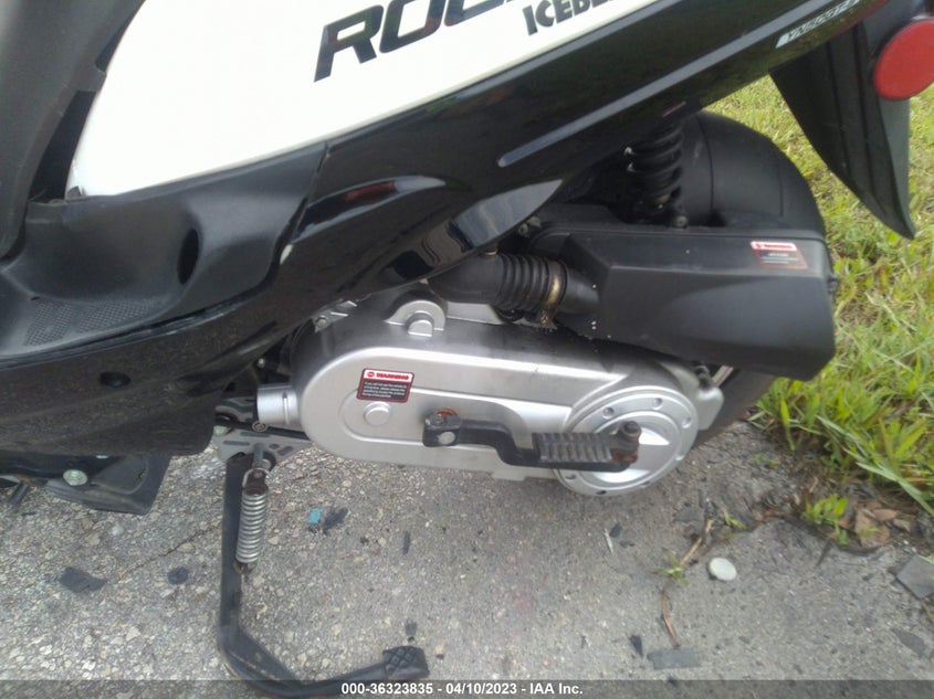 VIN LL0TCAPHXMG010477 2021 YNGF 49CC SCOOTER