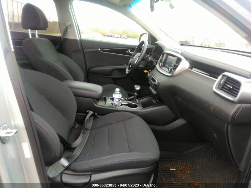 VIN 5XYPG4A52KG598407 2019 KIA SORENTO no.5