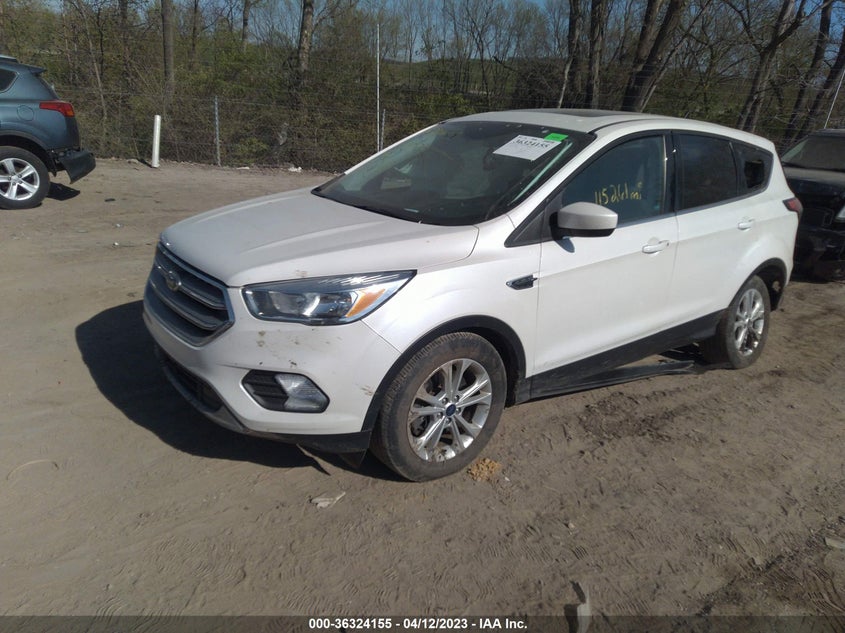 VIN 1FMCU0G91HUD17629 2017 FORD ESCAPE SE