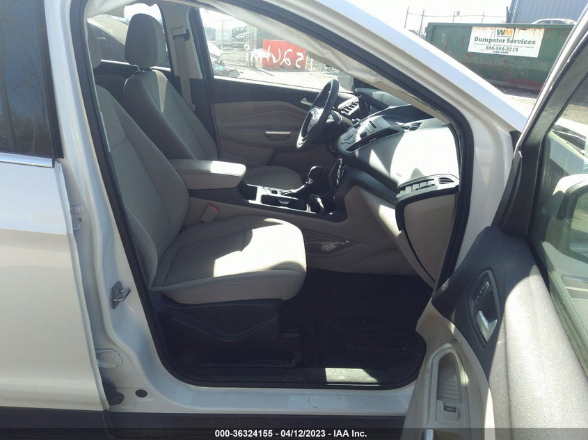 VIN 1FMCU0G91HUD17629 2017 FORD ESCAPE SE