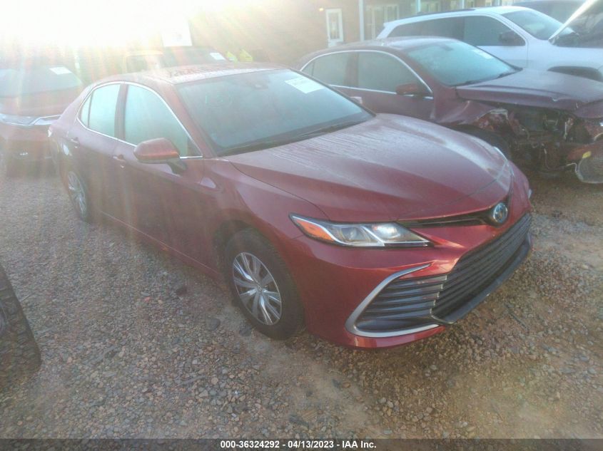 2022 TOYOTA CAMRY HYBRID LE - 4T1C31AK0NU588648