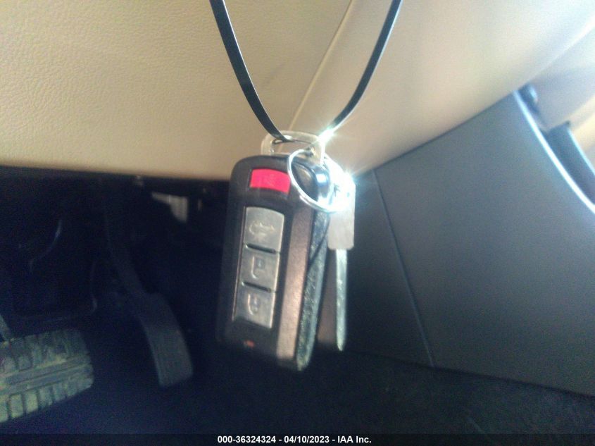 2014 MITSUBISHI OUTLANDER SE - JA4AD3A30EZ013265