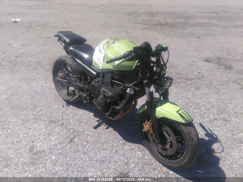 2014 YAMAHA FZ6 R - JYARJ18E3EA013168