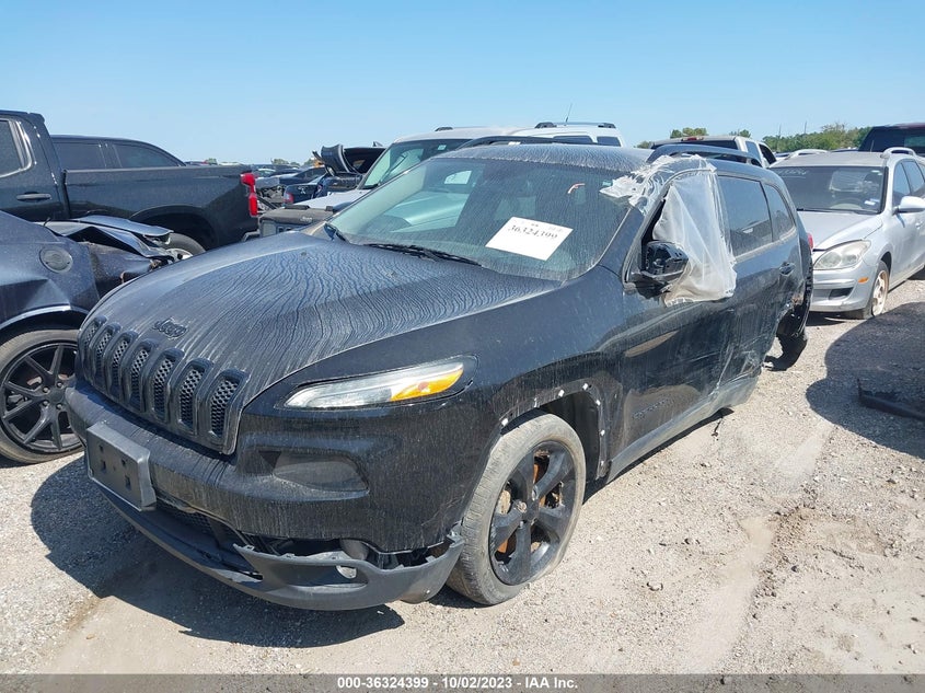 VIN 1C4PJLCB0JD563523 2018 JEEP CHEROKEE LATITUDE