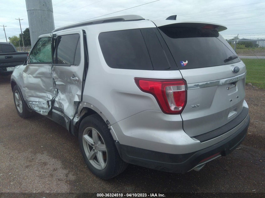 VIN 1FM5K7D8XJGA54662 2018 FORD EXPLORER XLT