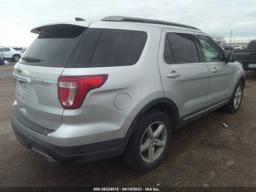 VIN 1FM5K7D8XJGA54662 2018 FORD EXPLORER XLT