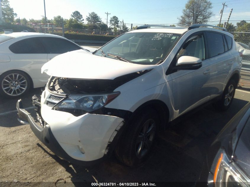 2015 TOYOTA RAV4 XLE - JTMWFREV3FJ058639
