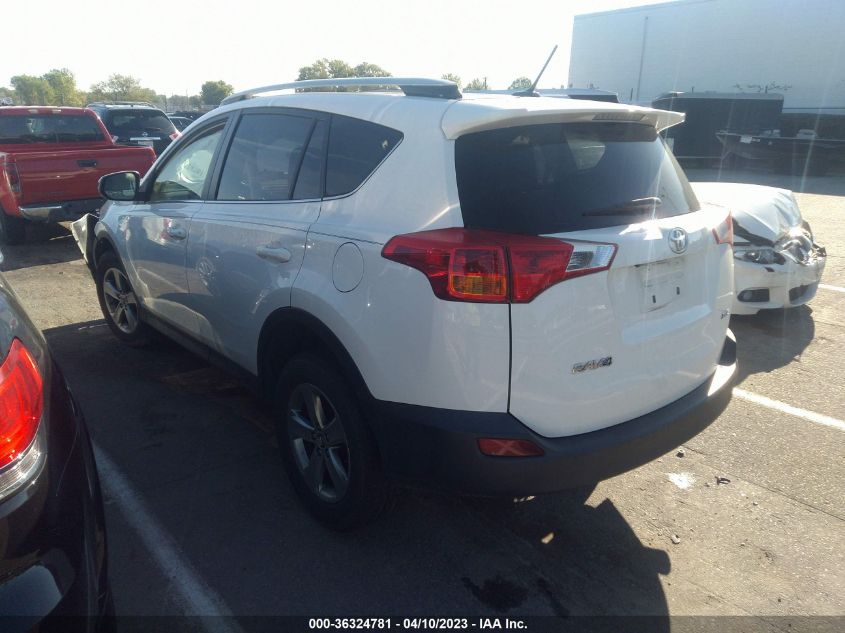 2015 TOYOTA RAV4 XLE - JTMWFREV3FJ058639