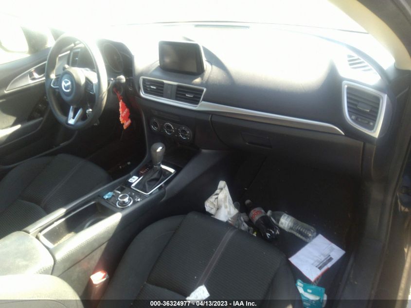 2018 MAZDA MAZDA3 4-DOOR SPORT 3MZBN1U70JM221360