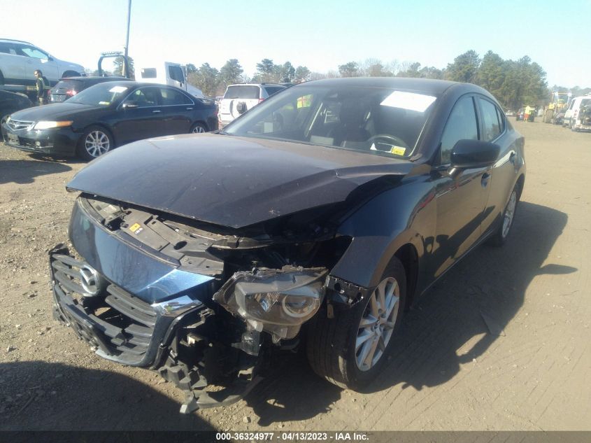 2018 MAZDA MAZDA3 4-DOOR SPORT 3MZBN1U70JM221360