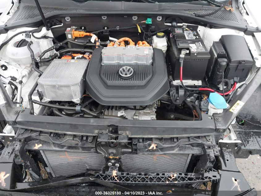 2016 VOLKSWAGEN E-GOLF SE WVWKP7AU2GW915406