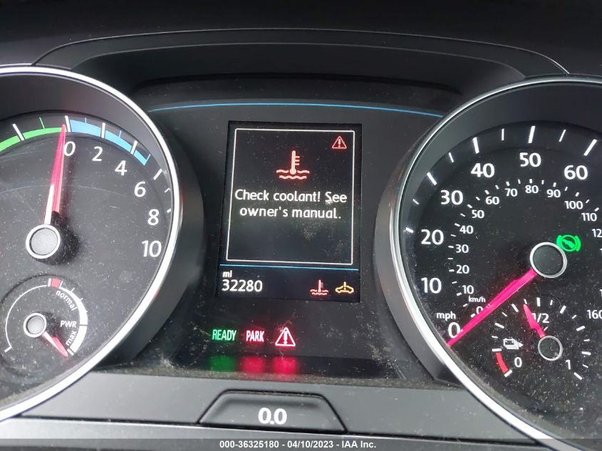 2016 VOLKSWAGEN E-GOLF SE WVWKP7AU2GW915406