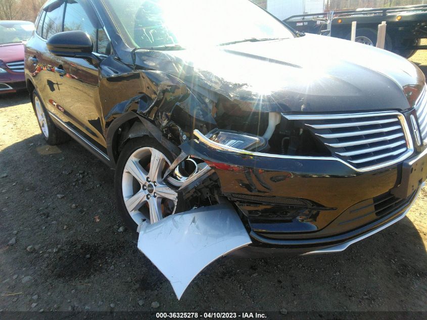 2018 LINCOLN MKC PREMIERE - 5LMCJ1D95JUL03741