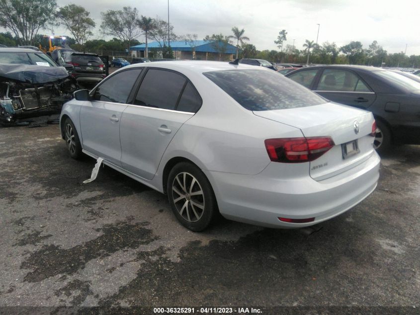 VIN 3VWDB7AJ6HM404549 2017 VOLKSWAGEN JETTA no.3