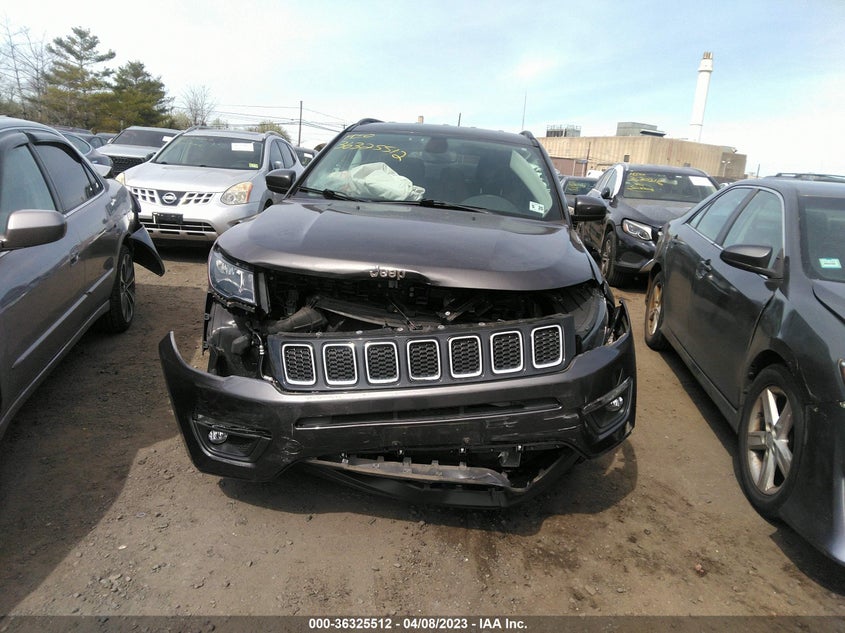VIN 3C4NJDBB5LT209668 2020 JEEP COMPASS LATITUDE