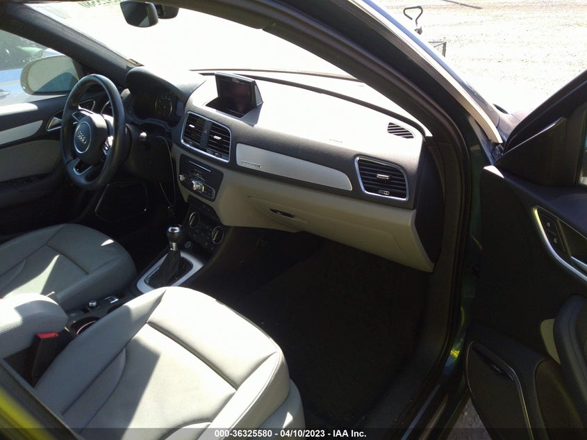 VIN WA1JCCFS4JR028431 2018 AUDI Q3 PREMIUM PLUS