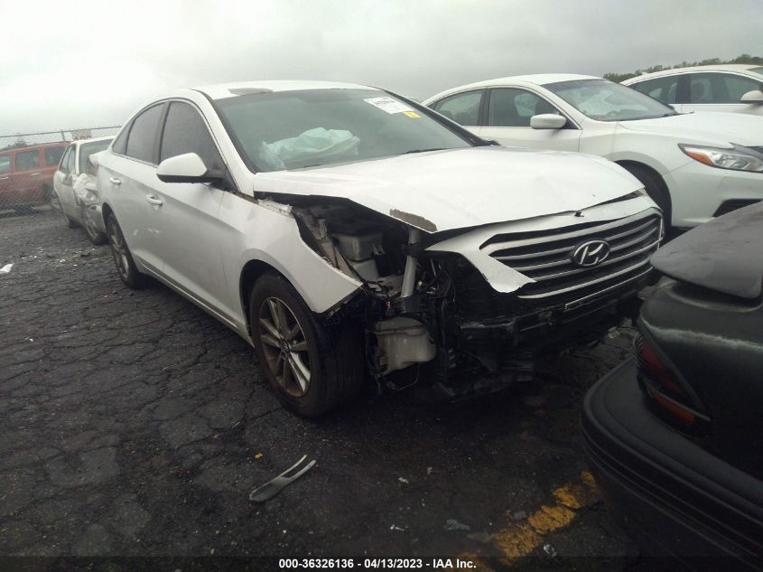 2015 HYUNDAI SONATA 2.4L SE - 5NPE24AF3FH161268