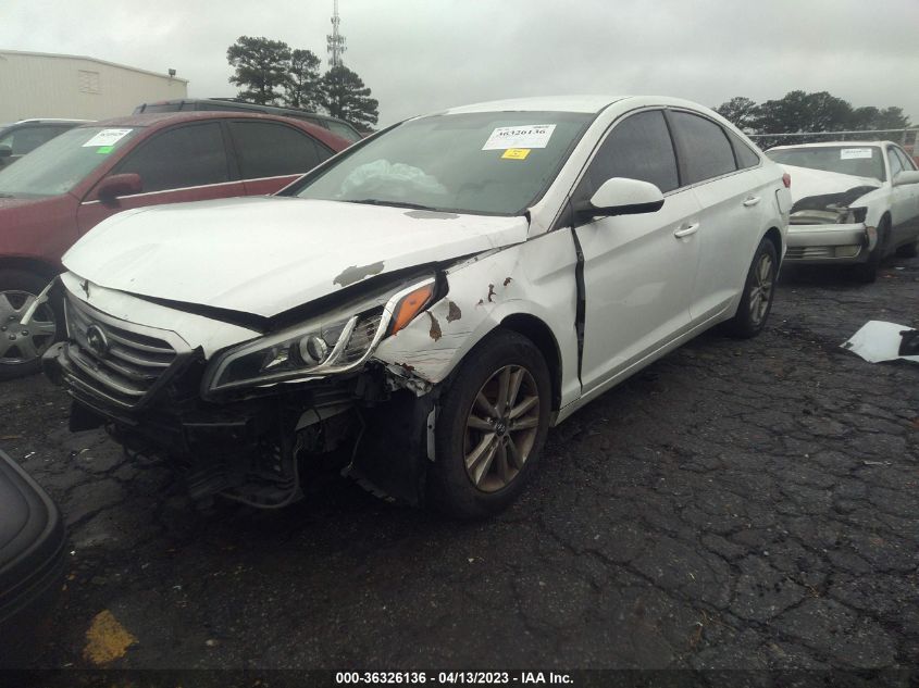 2015 HYUNDAI SONATA 2.4L SE - 5NPE24AF3FH161268