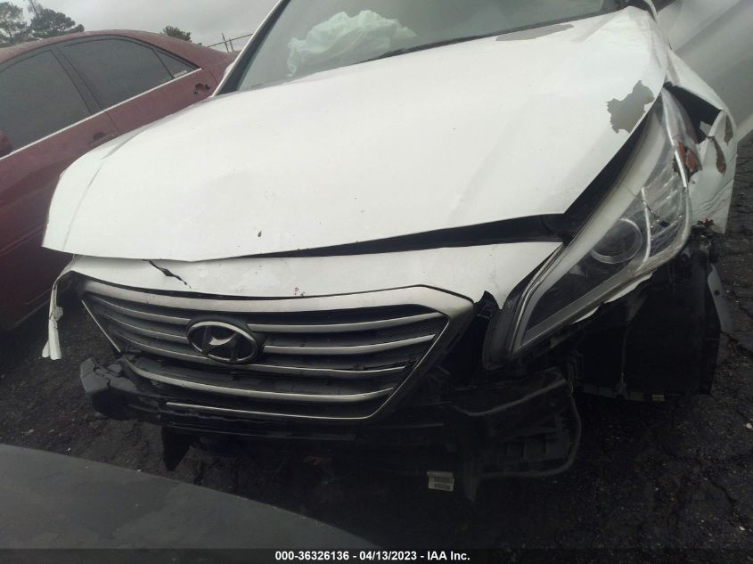 2015 HYUNDAI SONATA 2.4L SE - 5NPE24AF3FH161268