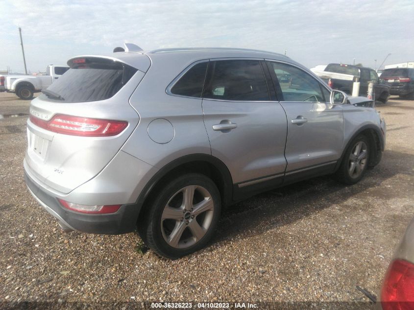 2017 LINCOLN MKC PREMIERE - 5LMCJ1C94HUL68527