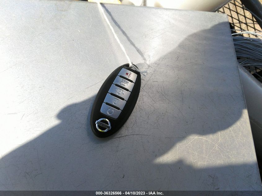 2017 NISSAN ROGUE SL - 5N1AT2MT0HC819656