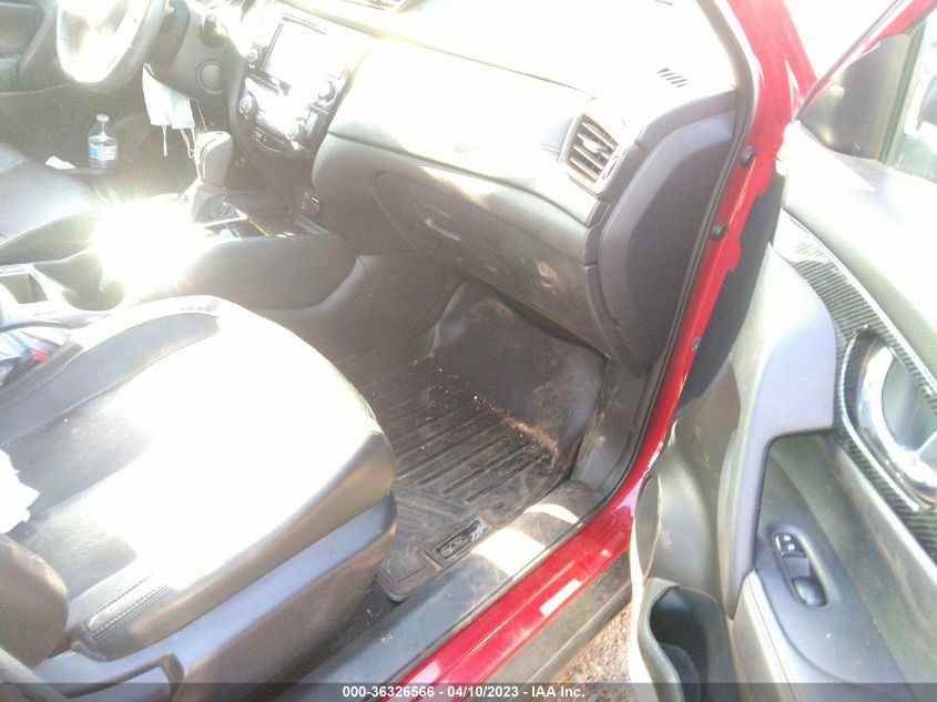 2017 NISSAN ROGUE SL - 5N1AT2MT0HC819656