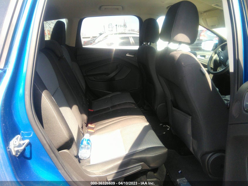 VIN 1FMCU0GD1HUD38310 2017 FORD ESCAPE SE