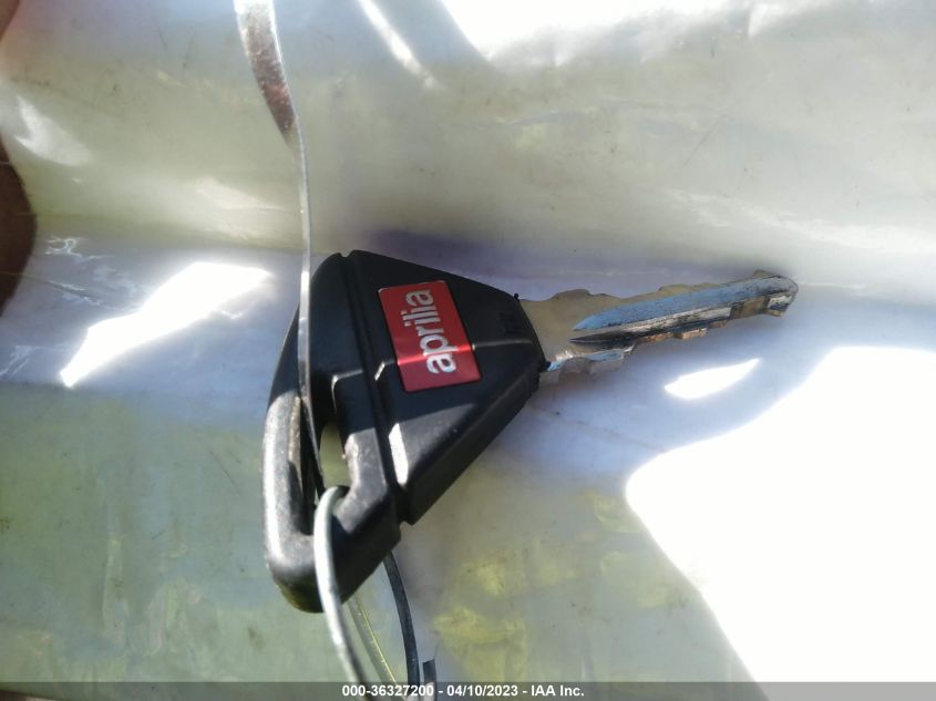 2016 APRILIA DORSODURO 750 ZD4SMC017GS000555