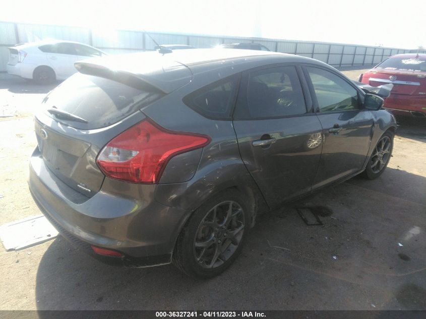 2013 FORD FOCUS SE - 1FADP3K25DL289822