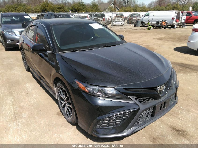 VIN 4T1G11BK6MU030663 2021 TOYOTA CAMRY no.1