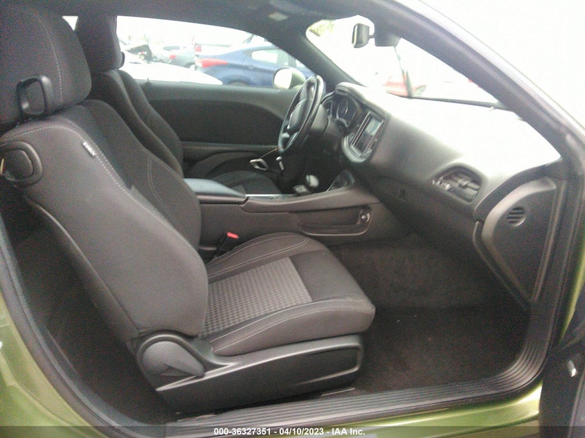 VIN 2C3CDZAG1JH287075 2018 DODGE CHALLENGER SXT