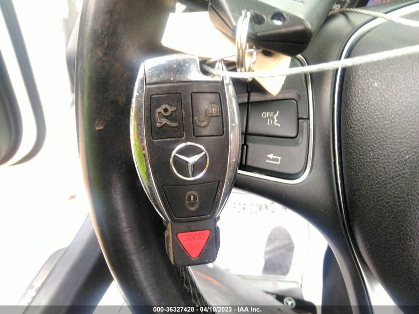 2015 MERCEDES-BENZ C-CLASS C 300 - 55SWF4KB3FU032044