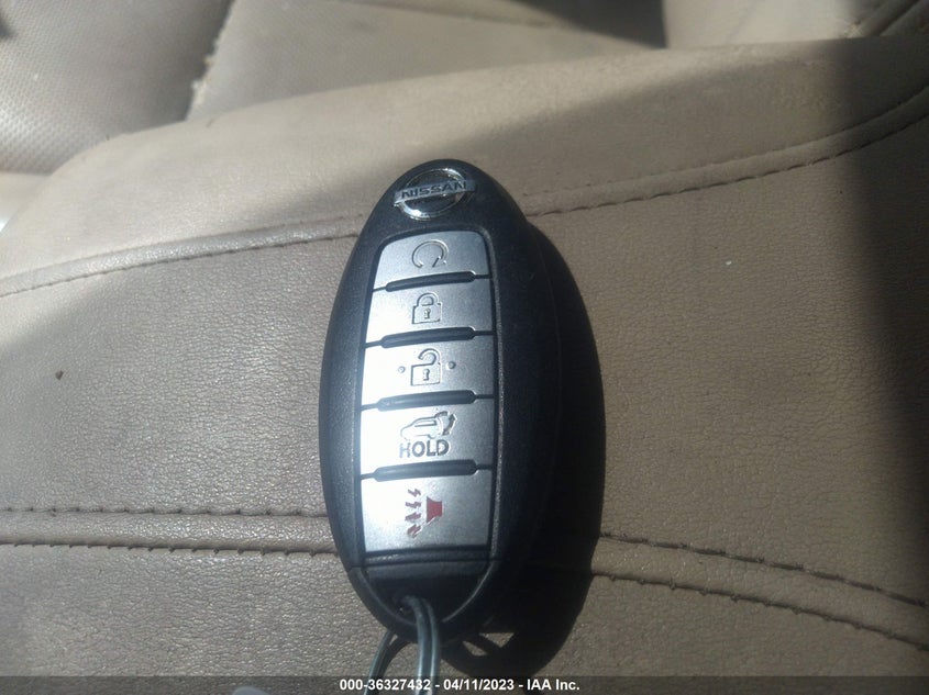 VIN KNMAT2MT1HP557787 2017 NISSAN ROGUE SV