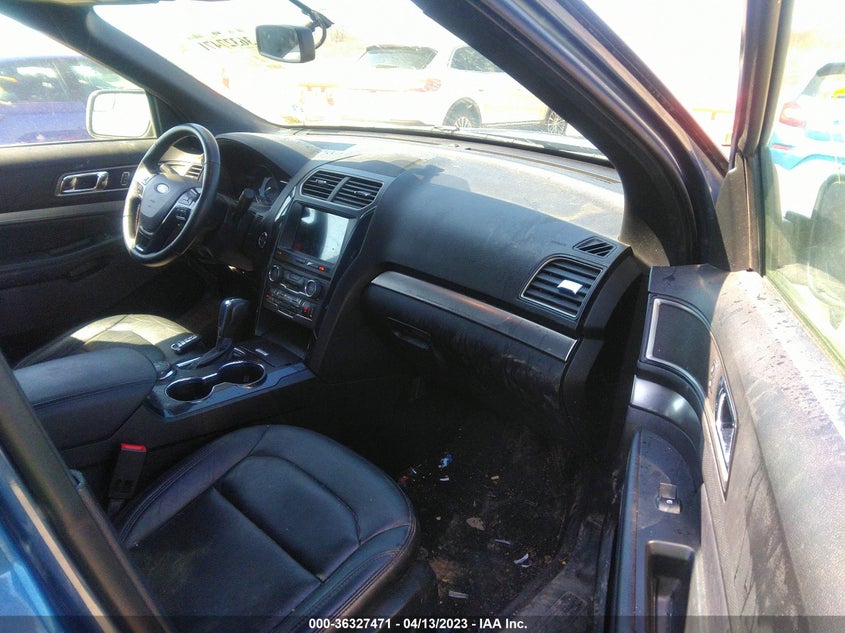 VIN 1FM5K8D85JGC79299 2018 FORD EXPLORER XLT