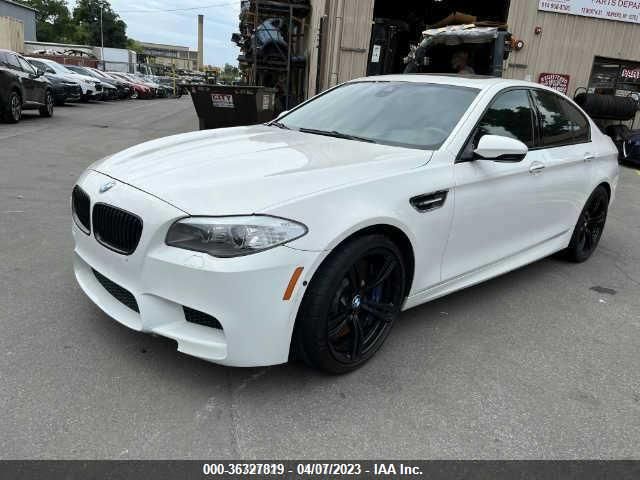 2013 BMW M5 WBSFV9C52DD097040